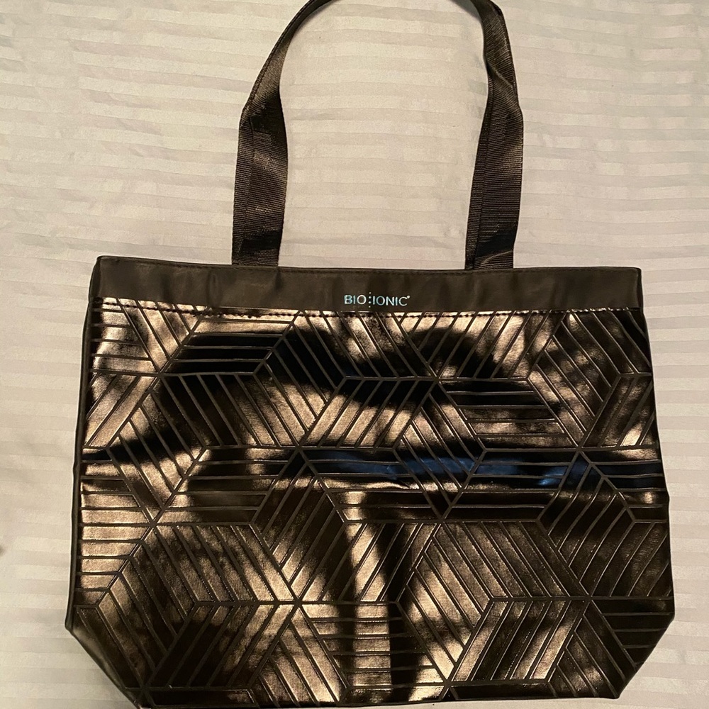 Bio iconic black tote bag.